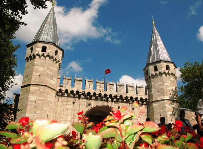 3 Ekim Cumartesi Hatice Eren ile Bizans Akropolü’nden Muhteşem Yüzyıla : Topkapı Sarayı,Harem ve Yerebatan Sarnıcı