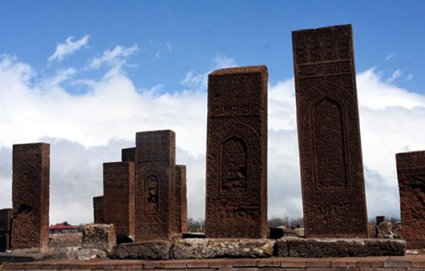 17-19 Mayıs 2026 Akıntıya Karşı: İnci Kefali Zamanında Butik Van Doğubeyazıt Iğdır Mois Gabay&Mukadder Yardımcıel eşliğinde