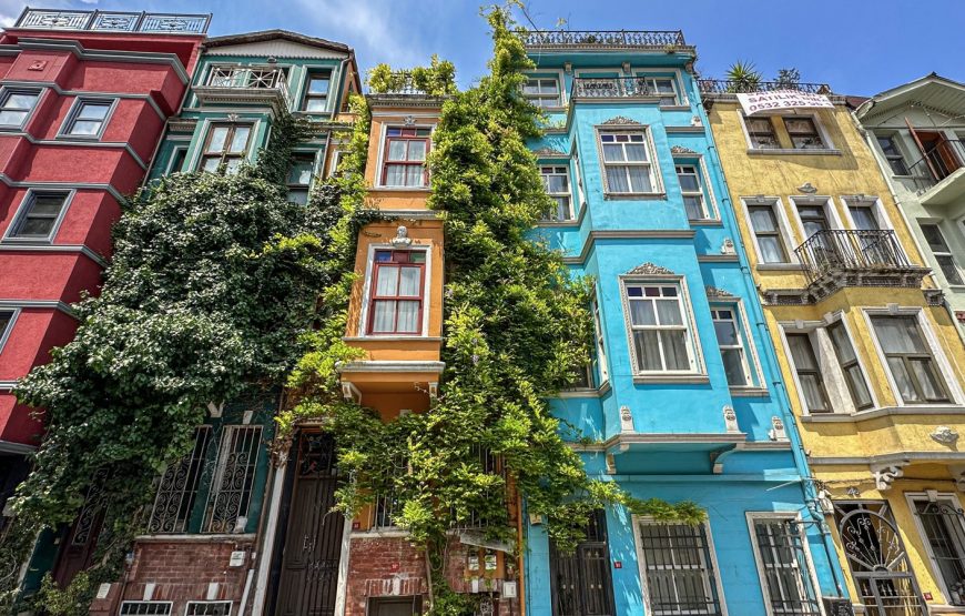 9 Ağustos Pazar Aleksandır Masev ile Kariye Edirnekapı Balat Sinagog ziyaretleri eşliğinde