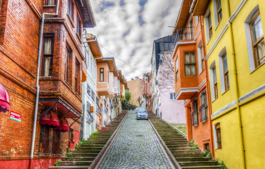 9 Ağustos Pazar Aleksandır Masev ile Kariye Edirnekapı Balat Sinagog ziyaretleri eşliğinde