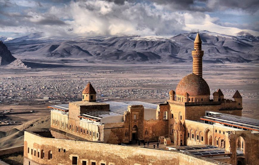 17-19 Mayıs 2026 Akıntıya Karşı: İnci Kefali Zamanında Butik Van Doğubeyazıt Iğdır Mois Gabay&Mukadder Yardımcıel eşliğinde