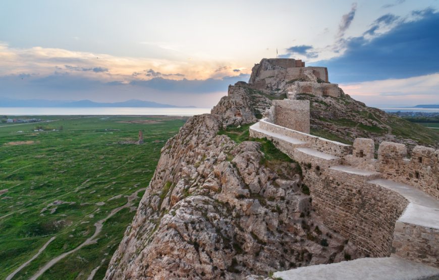 17-19 Mayıs 2026 Akıntıya Karşı: İnci Kefali Zamanında Butik Van Doğubeyazıt Iğdır Mois Gabay&Mukadder Yardımcıel eşliğinde