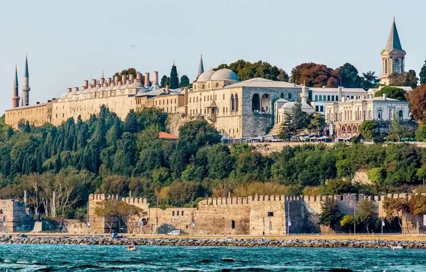2 Kasım 2025 Pazar Rana Demiriz ile Topkapı Sarayı Harem ve Ayasofya