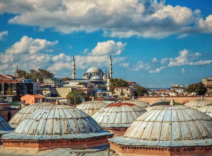 2 Mayıs Cumartesi Aleksandır Masev ile Çatılarıyla Kapalıçarşı