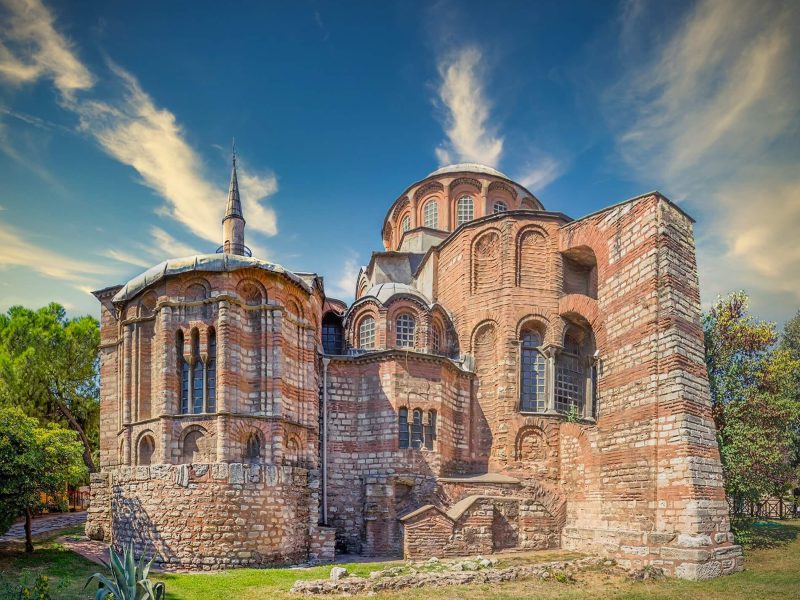 9 Ağustos Pazar Aleksandır Masev ile Kariye Edirnekapı Balat Sinagog ziyaretleri eşliğinde