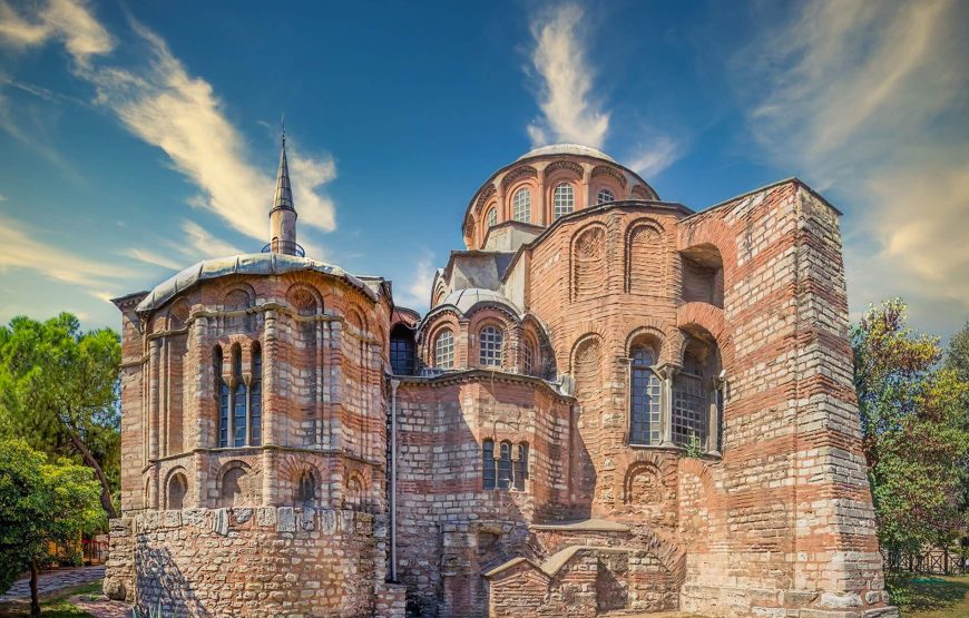 9 Ağustos Pazar Aleksandır Masev ile Kariye Edirnekapı Balat Sinagog ziyaretleri eşliğinde