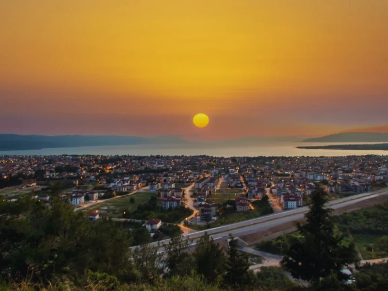 27 Eylül Pazar Aleksandır Masev eşliğinde Konsillerin ve Çinilerin İzinde İznik