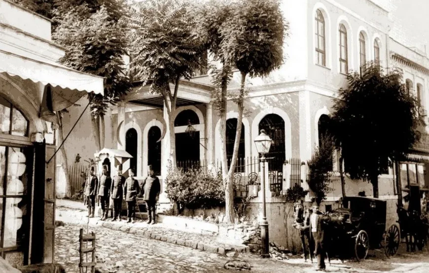 11 Ekim Pazar Aleksandır Masev ile Samatya’dan Kumkapı’ya
