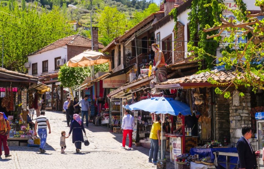 29-31 Ekim 2026 Perşembe – Cumartesi Ege Köylerine Yolculuk  Efes – Şirince – Ödemiş – Tire – Birgi – Sardes